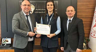 Küçük Çocuğun Hayatını Sekreter Kurtardı!