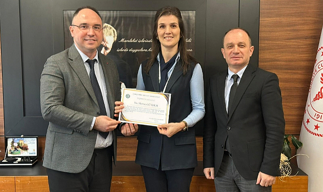 Küçük Çocuğun Hayatını Sekreter Kurtardı!