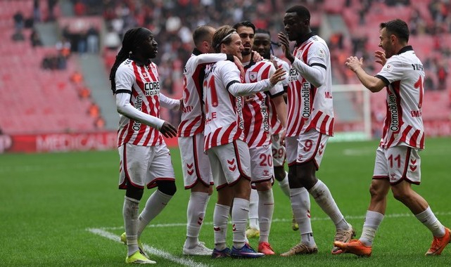 Samsunspor 3 Puanı Elinin Tersiyle İtti!