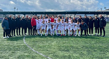 Samsunspor U14 Takımı Trabzonspor’u Devre Dışı Bıraktı!