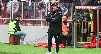 Samsunspor’un Antrenörü Sebastian Hahn, Beşiktaş Galibiyetini Değerlendirdi!