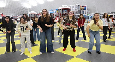 Türk Dünyası Çocukları Balonya Ve Astorya’ya Hayran Kaldı!