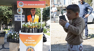 Atakum’da Anlamlı Bayram Hizmeti! Kabir Ziyaretleri Çiçeklerle Güzelleşiyor!
