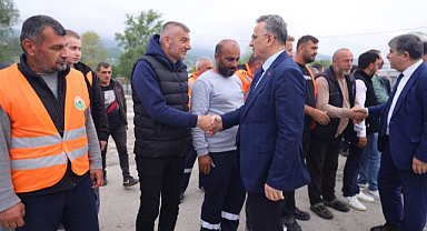 Başkan İhsan Kurnaz Personelle Bayramlaştı!