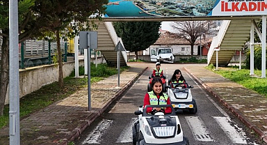 İlkadım’da Minikler Trafik Kurallarını Eğlenerek Öğreniyor!