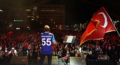 Samsun Cumhuriyet Meydanı’nda Milli Birlik Ruhu!