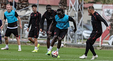 Samsunspor Başakşehir’e Bileniyor!