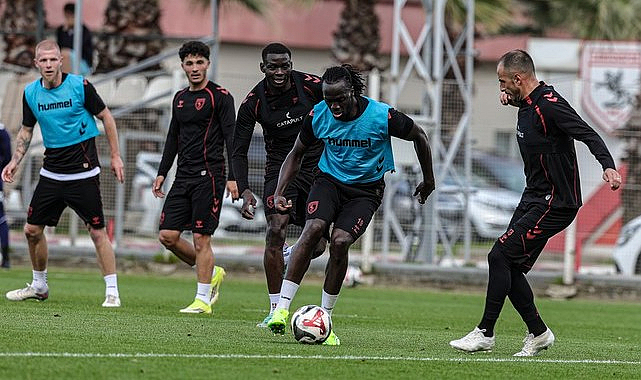 Samsunspor Başakşehir’e Bileniyor!