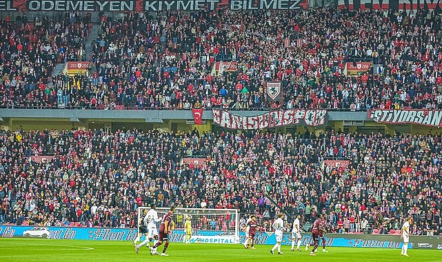 Samsunspor Taraftarlarından Bir Grup Tribünden Çekilme Kararı Aldı!