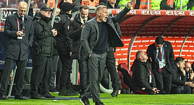 Samsunspor Teknik Direktörü Thorsten Fink, Galatasaray Galibiyetini Değerlendirdi!