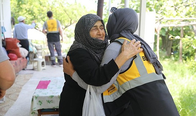 Büyükşehir’in Evde Yaşlı Bakım Ve Sağlık Hizmetleri 17 İlçede Sürüyor!