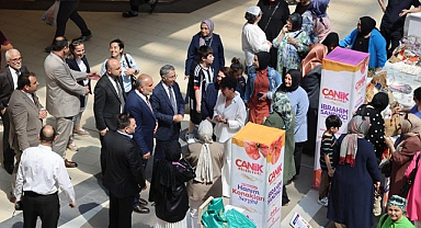 Canikli Kadınlardan A Milli Takıma Tam Destek!