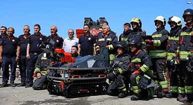 Samsun İtfaiyesi Yeni Araçlarla Güçleniyor! Yangın Söndürme Robotu Hizmete Alındı!
