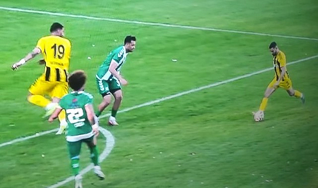 Yakaladığı Avantajı Kullanamayan Çarşambaspor'un 3'üncü Lig Hayali Bitti!