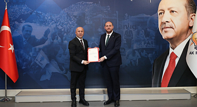 AK Parti Terme İlçe Başkanlığı’nda Bayrak Değişimi! Yeni Başkan Mümin Osman Ertan Oldu!