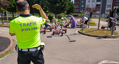Down Sendromlu Çocuklara Uygulamalı Trafik Eğitimi! 