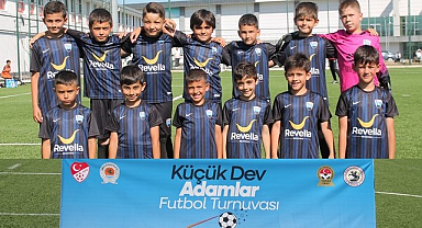 Küçük Dev Adamlar’da Karasamsun 2018 Takımı Gönüllerin Şampiyonu Oldu!