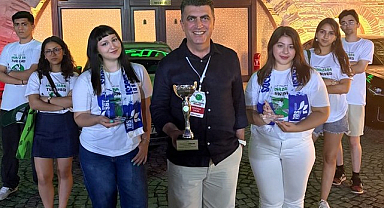 Samsun'un Gurur Kızları: Duru Ve Özlem Karadeniz Şampiyonu! 