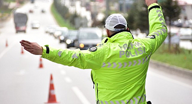 Trafikte Güvenli Bir Seyahat İçin Önemli Uyarı!
